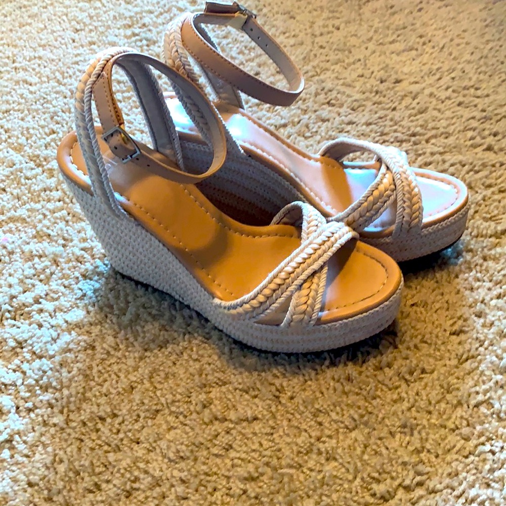 B.P. Braided Wedges espadrilles tan size 7.5